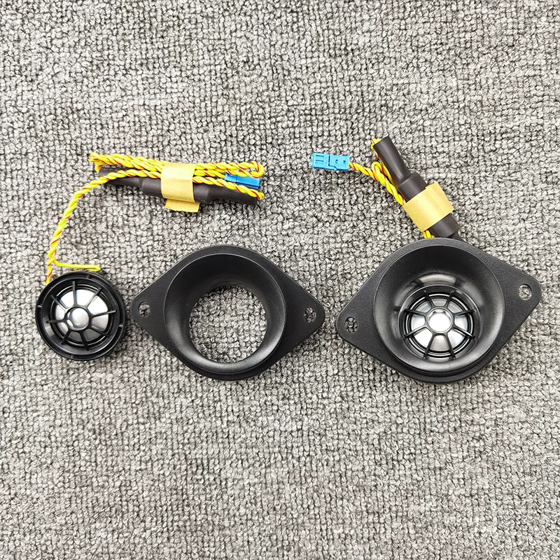 Чехол для колонок центральной консоли BMW F10 F11 F15 F25 F30 F32 F34 G30 F48 |