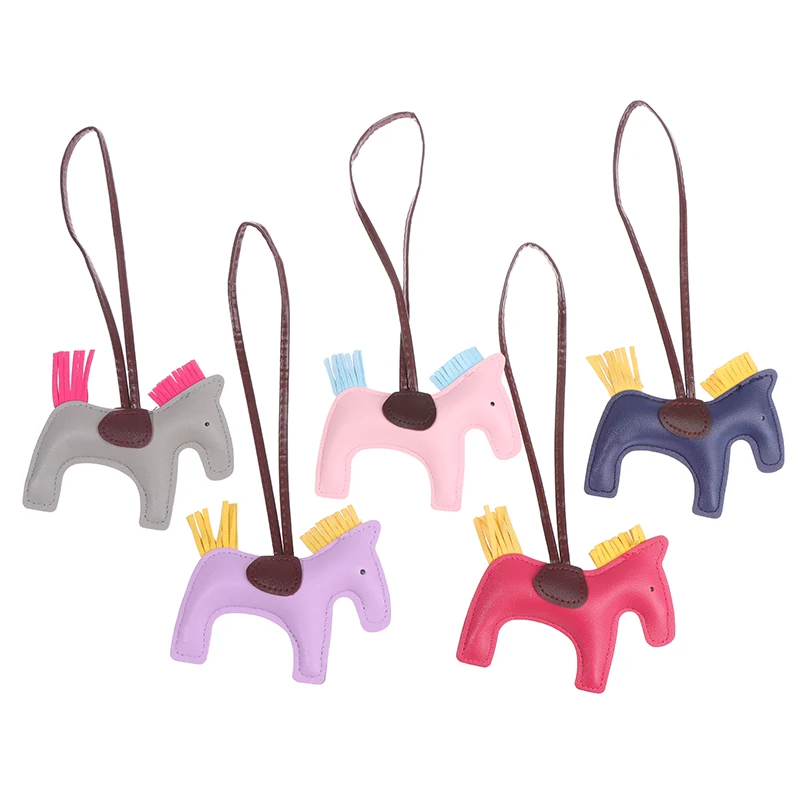 

New Fashion Jewelry Famous Luxury Handmade PU Leather Horse Keychain Animal Key Chain Women Bag Charm Pendant Accessories