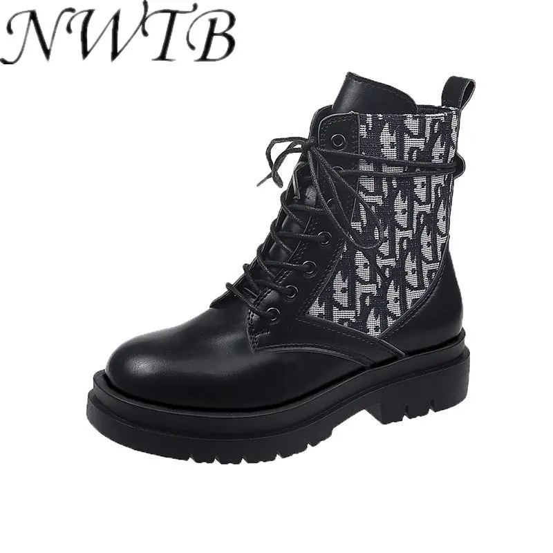 

2021 New Leather Martin Boots Female British Style Plus Velvet Print All-match Wear-resistant Knight Women's Boots Platform Boot