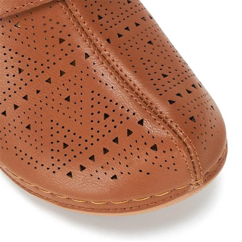 

2020 Summer Fashion European and American style Women outdoor Flip Flops Mesh Light Breathable Women Female Flat Slippers