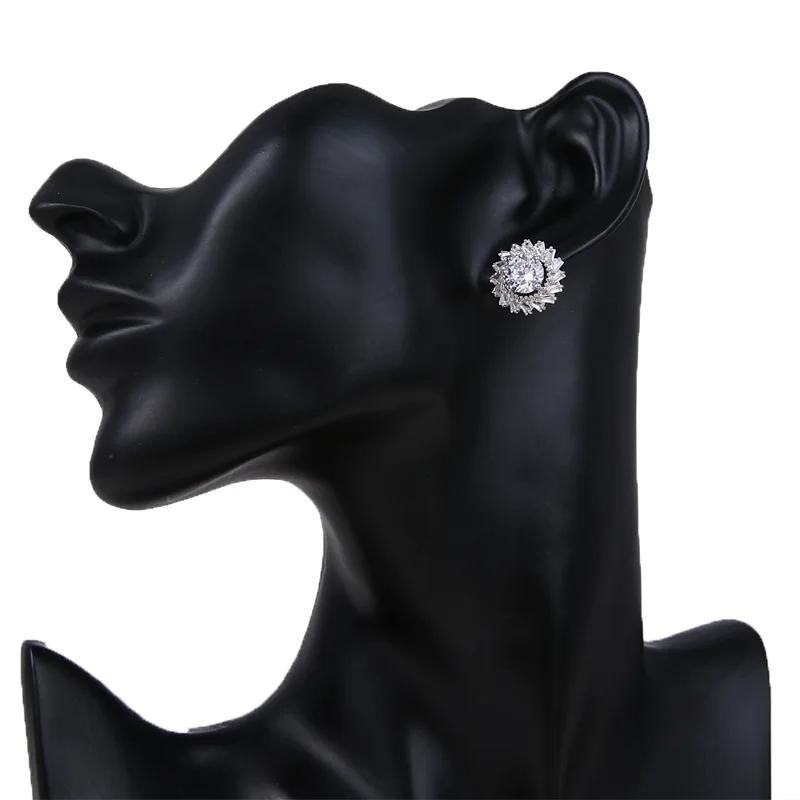 

Ekopdee 2021 New Luxury Zircon Round Earrings For Women Fashion Elegant Silver Color Flower Earring Female Wedding Jewelry Gift