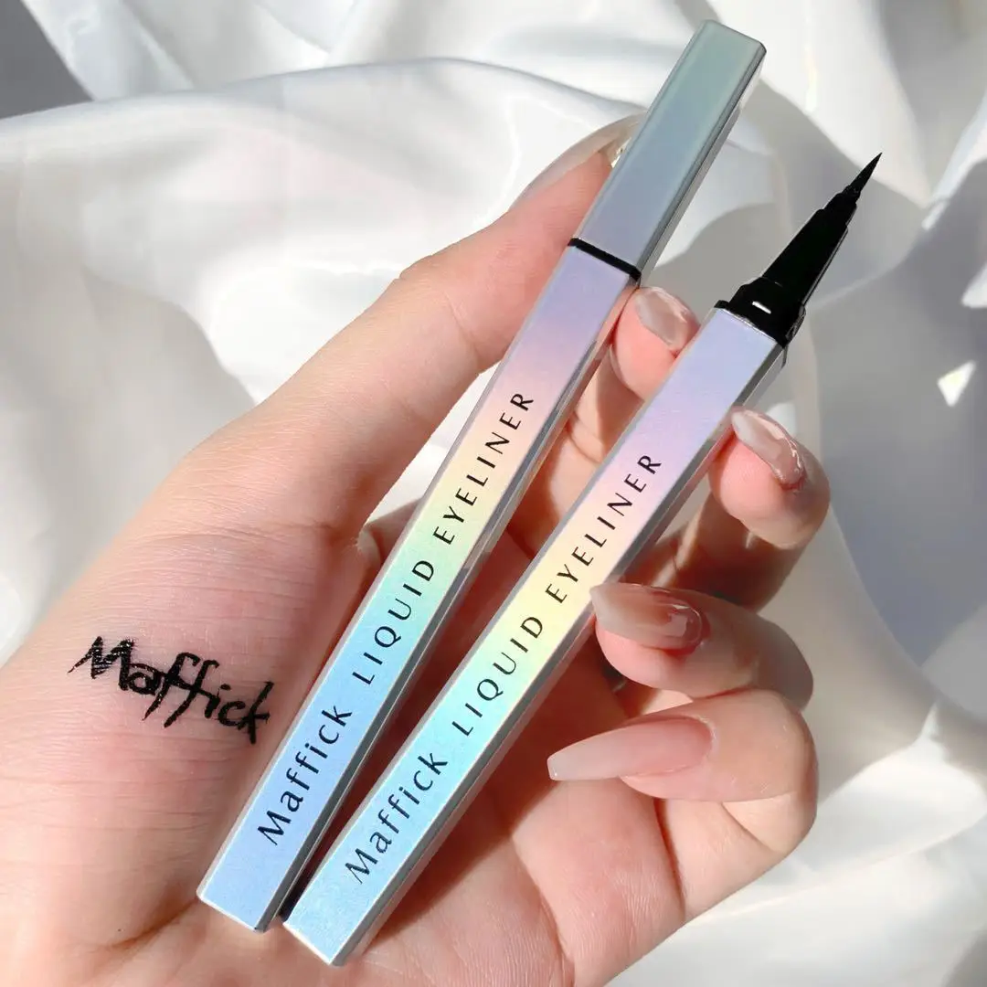 

Eye Shadow Liner Combination cosmetics Black Pen Waterproof Is Not Blooming Eyeliner Pen Quick-drying Eyeliner Colorful Effect