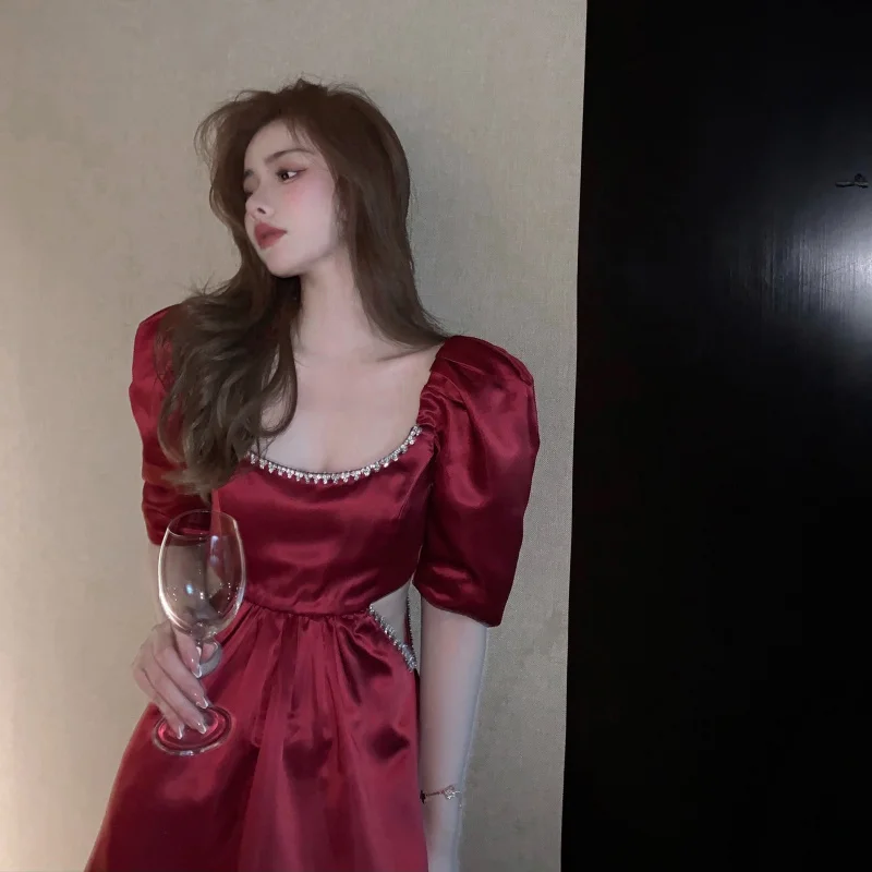 

Hong Kong Style French Style Retro Minority Elegant Sexy Cutout Waist-Tight Square Collar Puff Sleeve Princess A- line Dress for