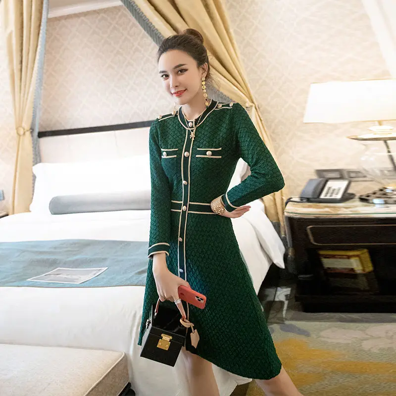 

Spring and Autumn 2021 new temperament socialite knitted dress waist slim A- line skirt fashion bottoming skirt