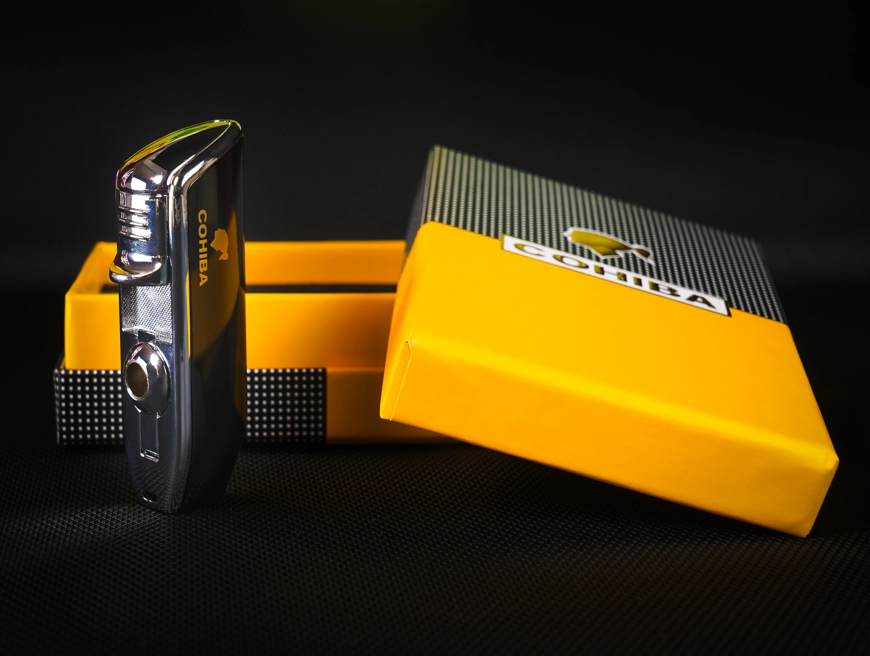 Металлическая ветрозащитная яркая Зажигалка Cohiba с 3 синими пламенями ручные