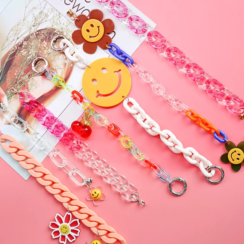 

Bracelet DIY creative new INS girl heart plastic acrylic mobile phone chain AirPods earphone cover pendent
