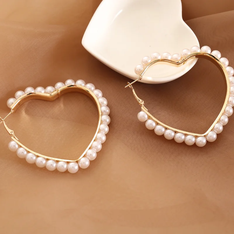 

Vintage Loving Heart Earrings for Women Wedding Handmade Irregular Pearl Beads Earrings Brincos Jewelry Fashion Ear JewelryGifts