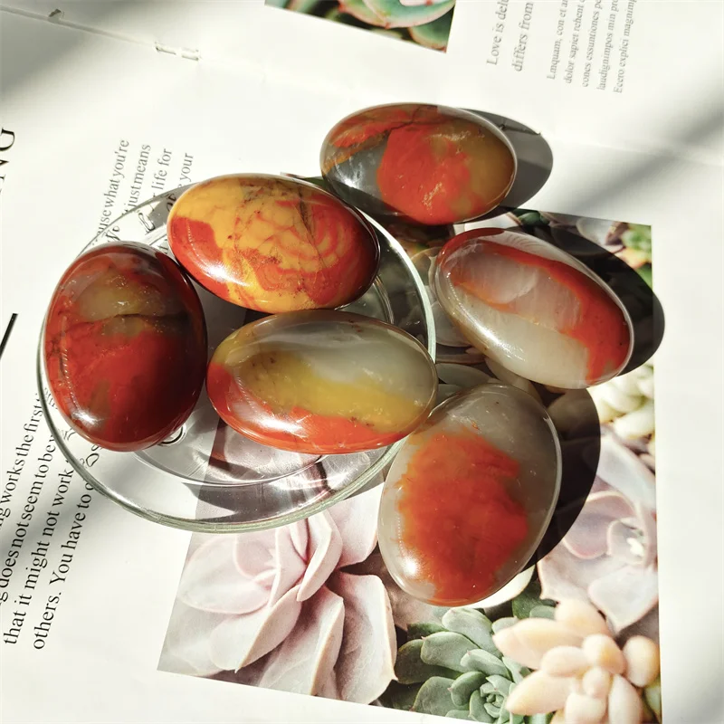 

Natural Quartz Crystals Massage Red Agate Palm Stones Healing Reiki Gemstones Home Decoration