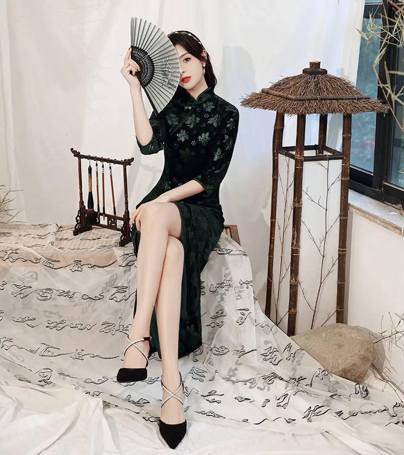 

Женское платье на пуговицах ручной работы Qipao, рукав три четверти, высокий Чонсам с высоким разрезом, воротник-стойка, платье для сцены, боль...