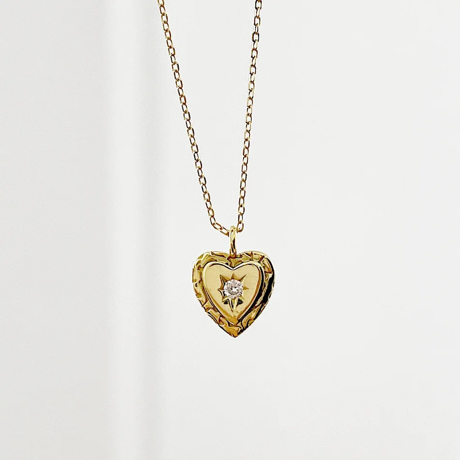 

Authentic 925 Sterling silver CZ Zircon starshine into the Love heart necklace Pendant Jewelry Charms TLX2266