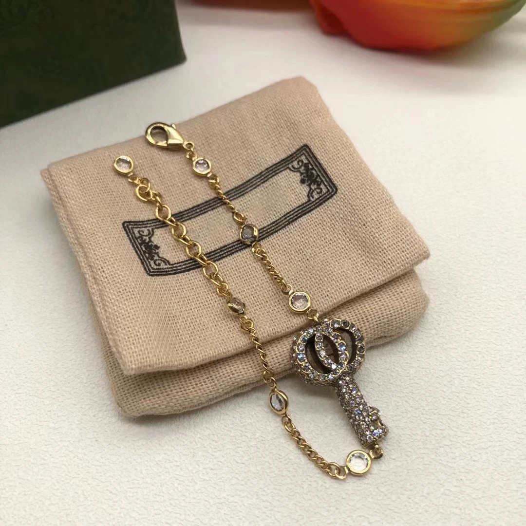 

Ag925 classic vintage boutique men's / women's letter key pendant color Zircon Bracelet, G original fashion luxury jewelry,
