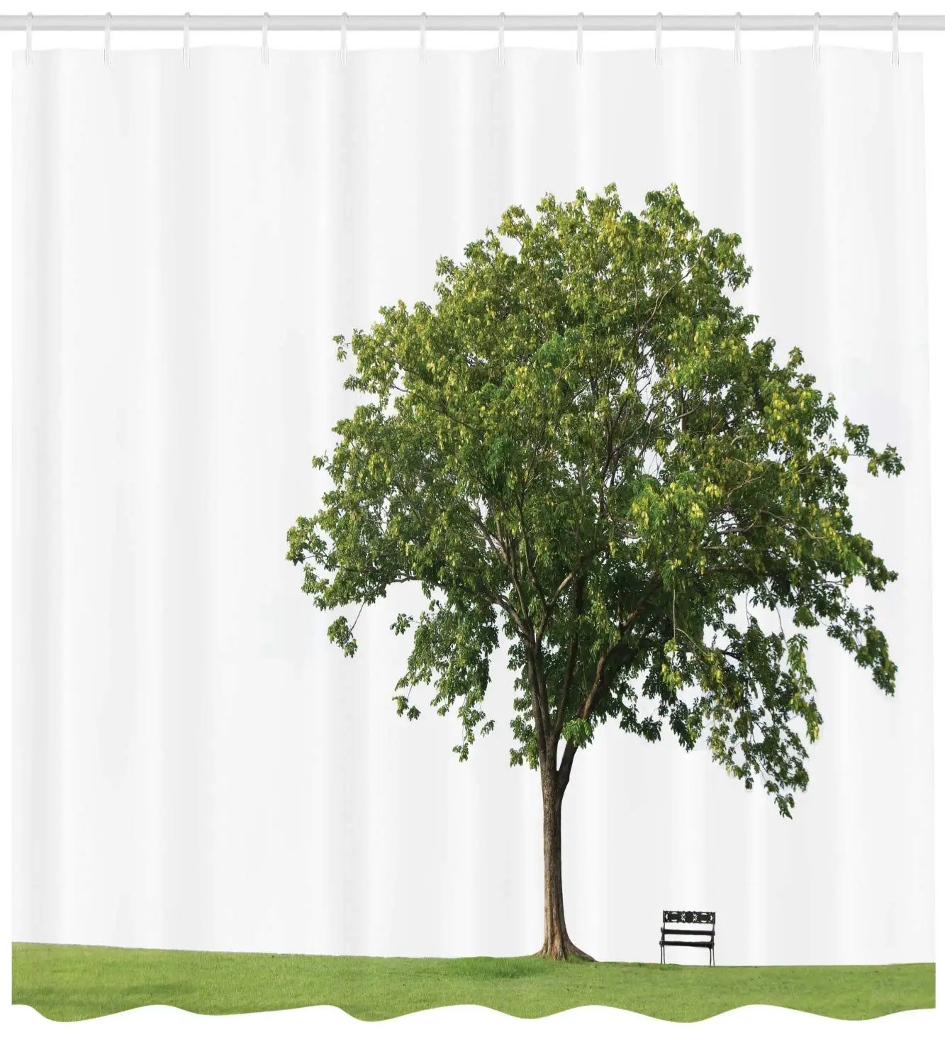 Дерево занавеска для душа скамейка под величественным деревом выглядит как