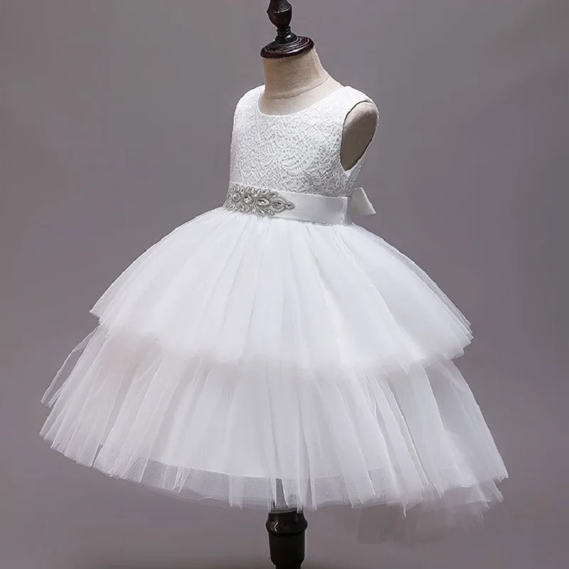 Белое платье с цветочным рисунком для девочек платья девочки держащей букет