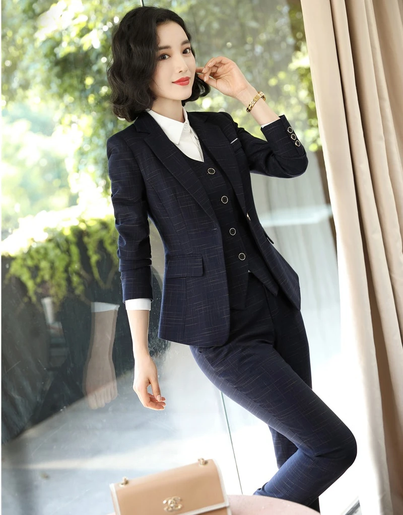 Женские деловые костюмы из высококачественной ткани с брюками и куртками пальто