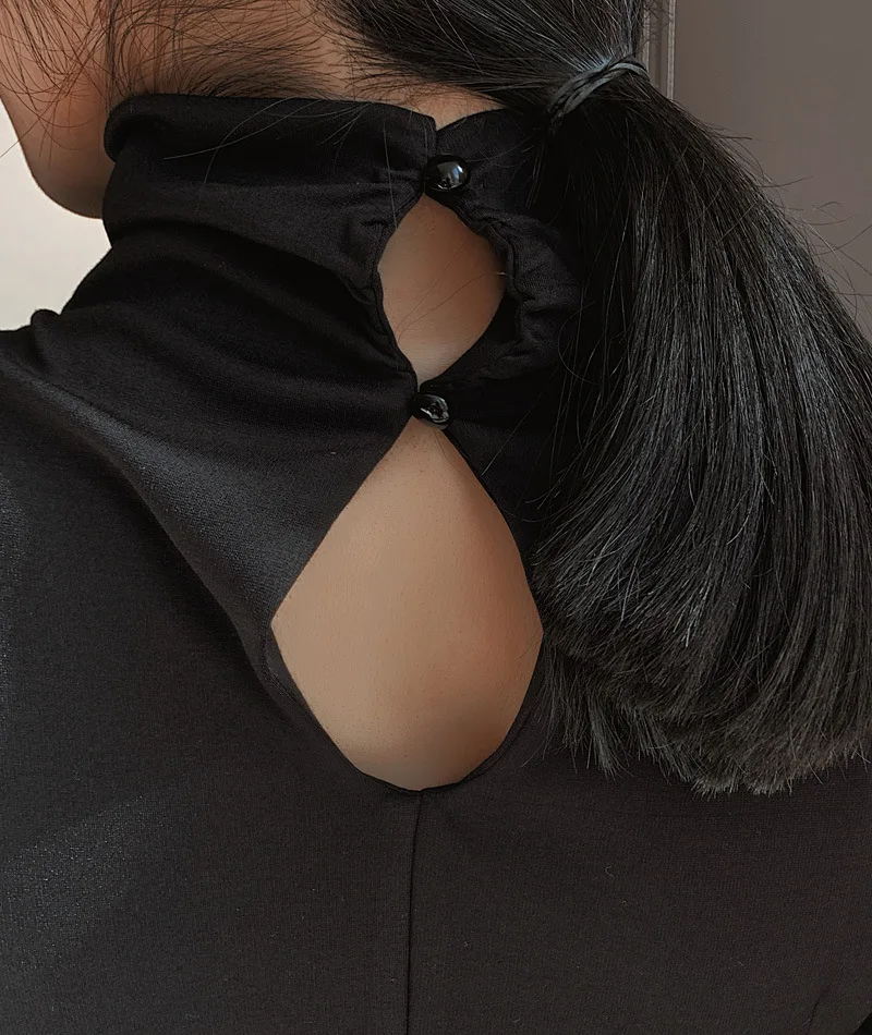 Весеннее платье 2020 новое однотонное Черное вечернее миди с рюшами и высоким