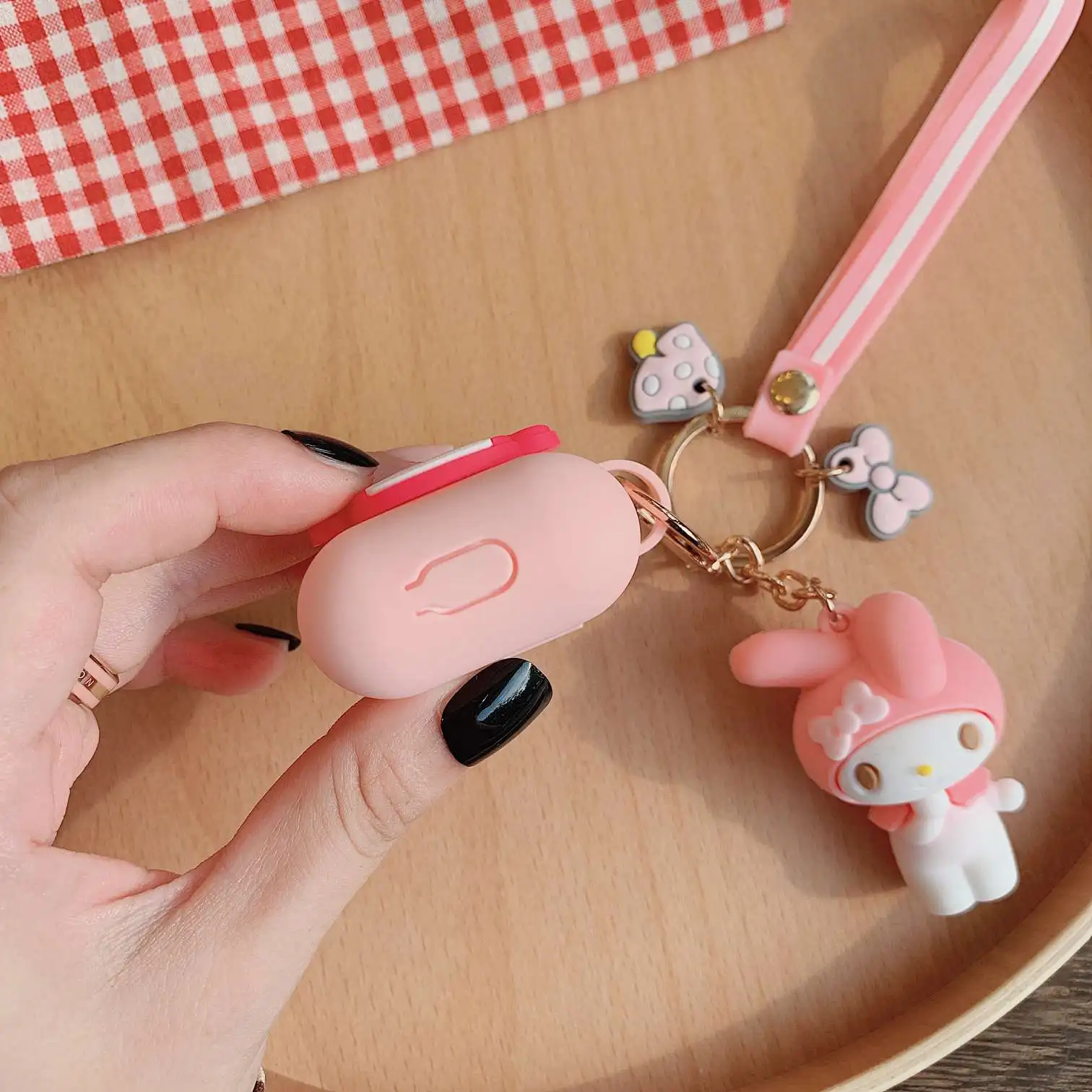 Чехол для AirPods с милым мультяшным брелоком, аксессуары, силиконовый чехол s для Airpods 2, чехол с кольцом для ключей, Bluetooth, чехол для наушников