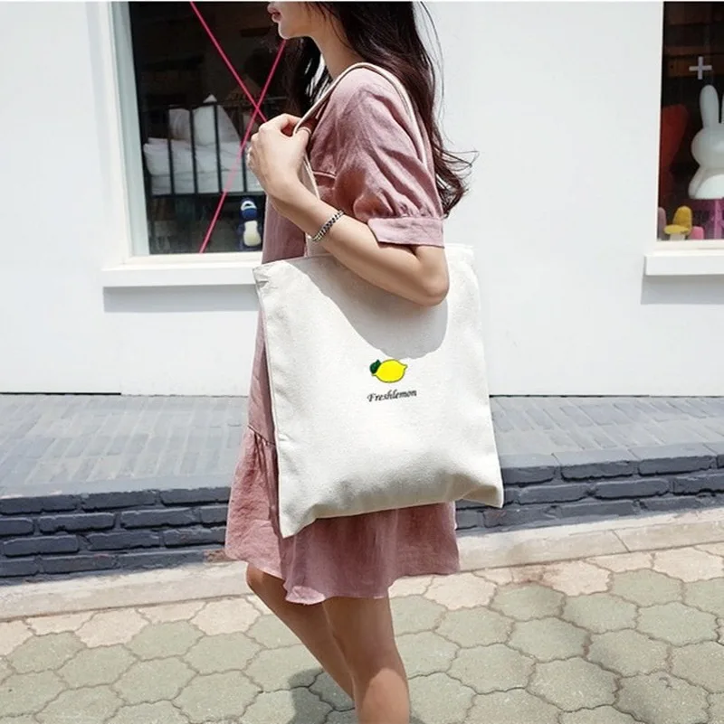 Новинка 2020 милая мультяшная парусиновая сумка с фруктами женская на плечо