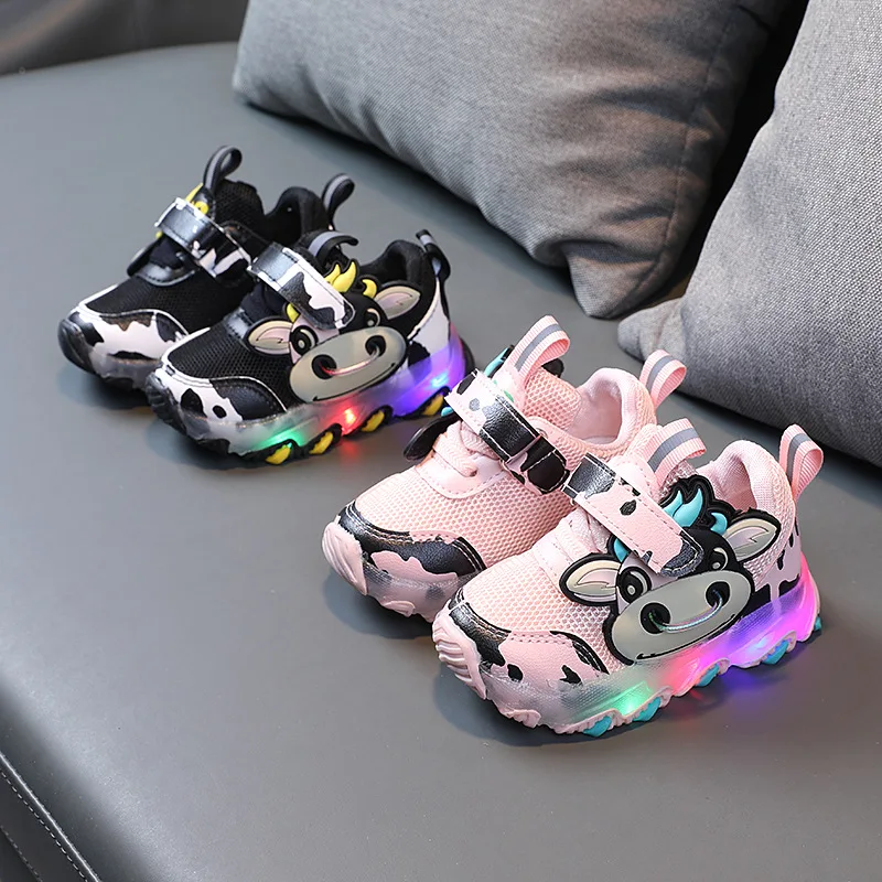

Size 21-30 Children LED Shoes for Boy Luminous Sneakers Cow Pattern Black Sneakers for Baby Girls Toddler Breathable Shoes