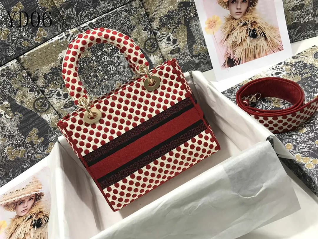 

Boutique Luxury Jewelry Ladies Shoulder Bag French Designer Hand-Embroidered Printing Messenger Bag Handbag Dinner Bag