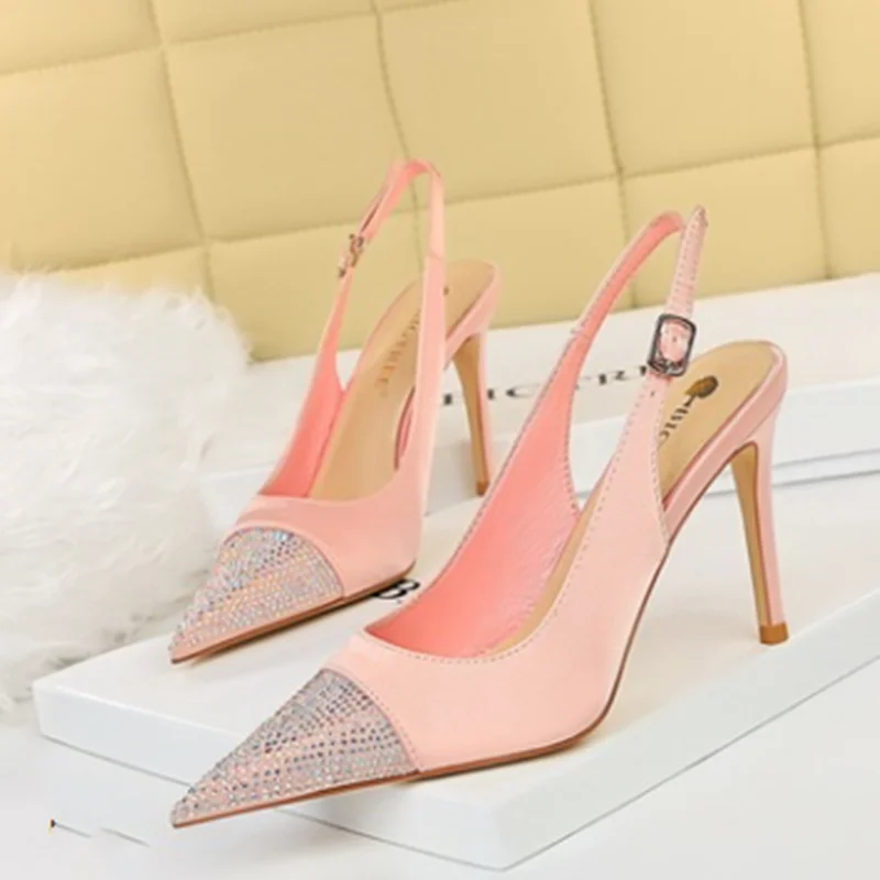 Женские модельные туфли на высоком каблуке шелковые босоножки с пряжкой