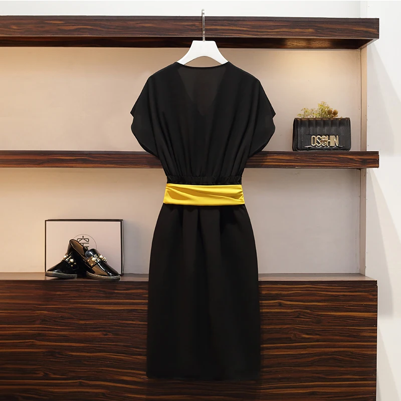 Женское винтажное платье с запахом черное облегающее большого размера 4XL в стиле