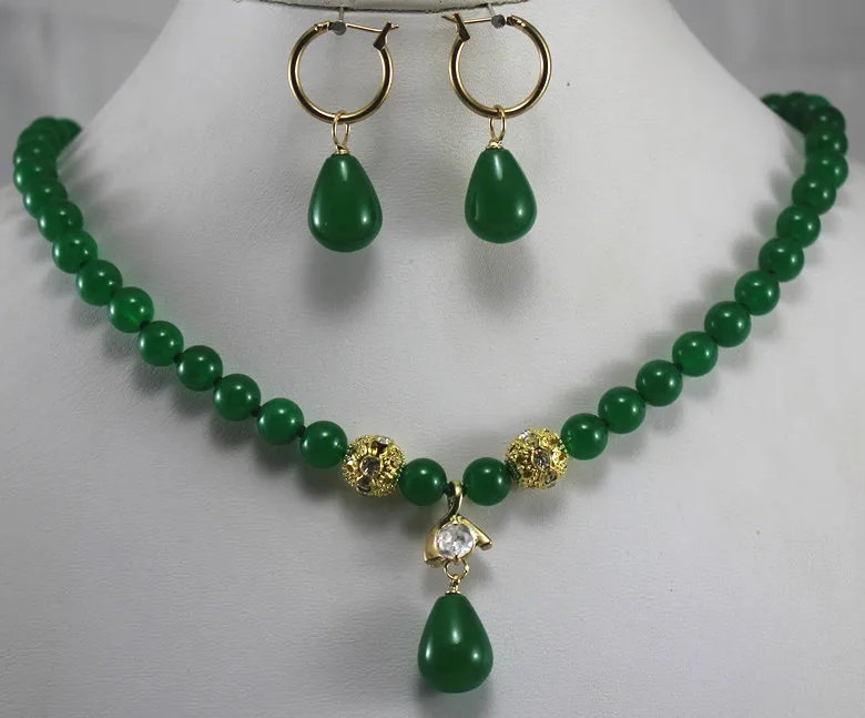 

Hot sell prefect matched 8mm green jade necklace earrings jewelry sets for party and wedding