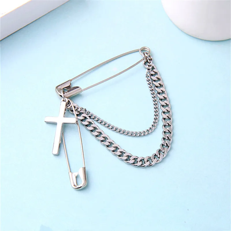 

Fashion metal chain pins brooches accessories atmospheric joker creative brooch for women Punk brooch Hiphop rock jewelry
