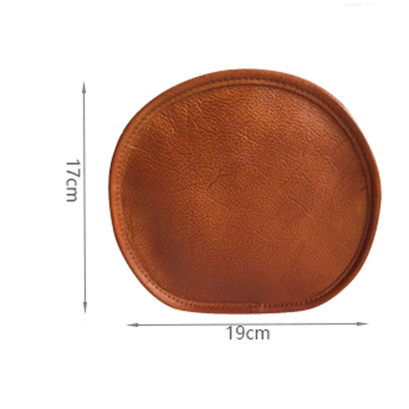 

The first layer of leather small round bag leather mini bag small shoulder bag casual shoulder bag