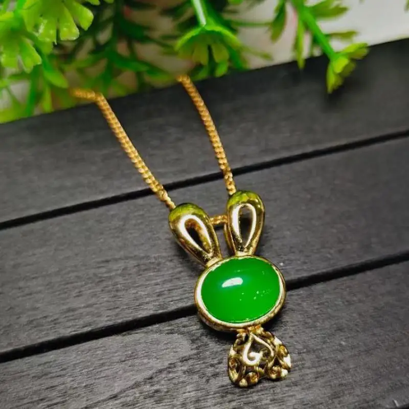 

Ожерелье с подвеской в виде натурального Зеленого Нефритового кролика, модные женские очаровательные украшения хризопразы, амулет, подарки для дам, ювелирные изделия из нефрита