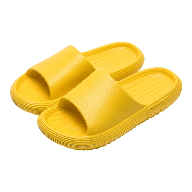 

Women trample on excrement slippers in summer, non slip bathroom, home bath, couple's thick bottom home, men's sandals in summer