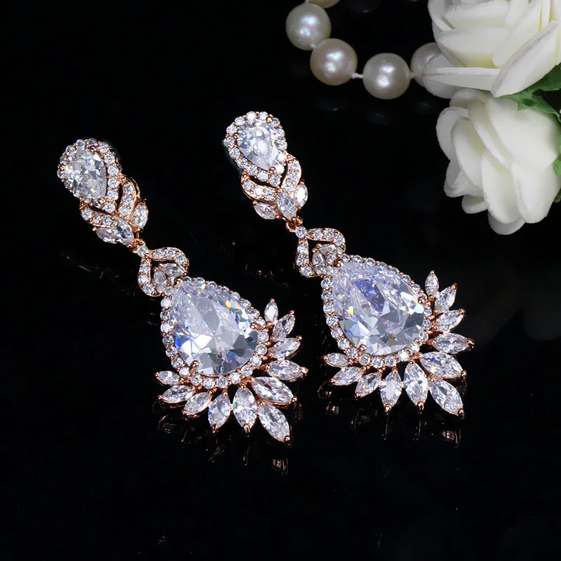 

Luxury 3A zircon long noble Earrings real gold electroplating anti allergy water drop earrings earrings