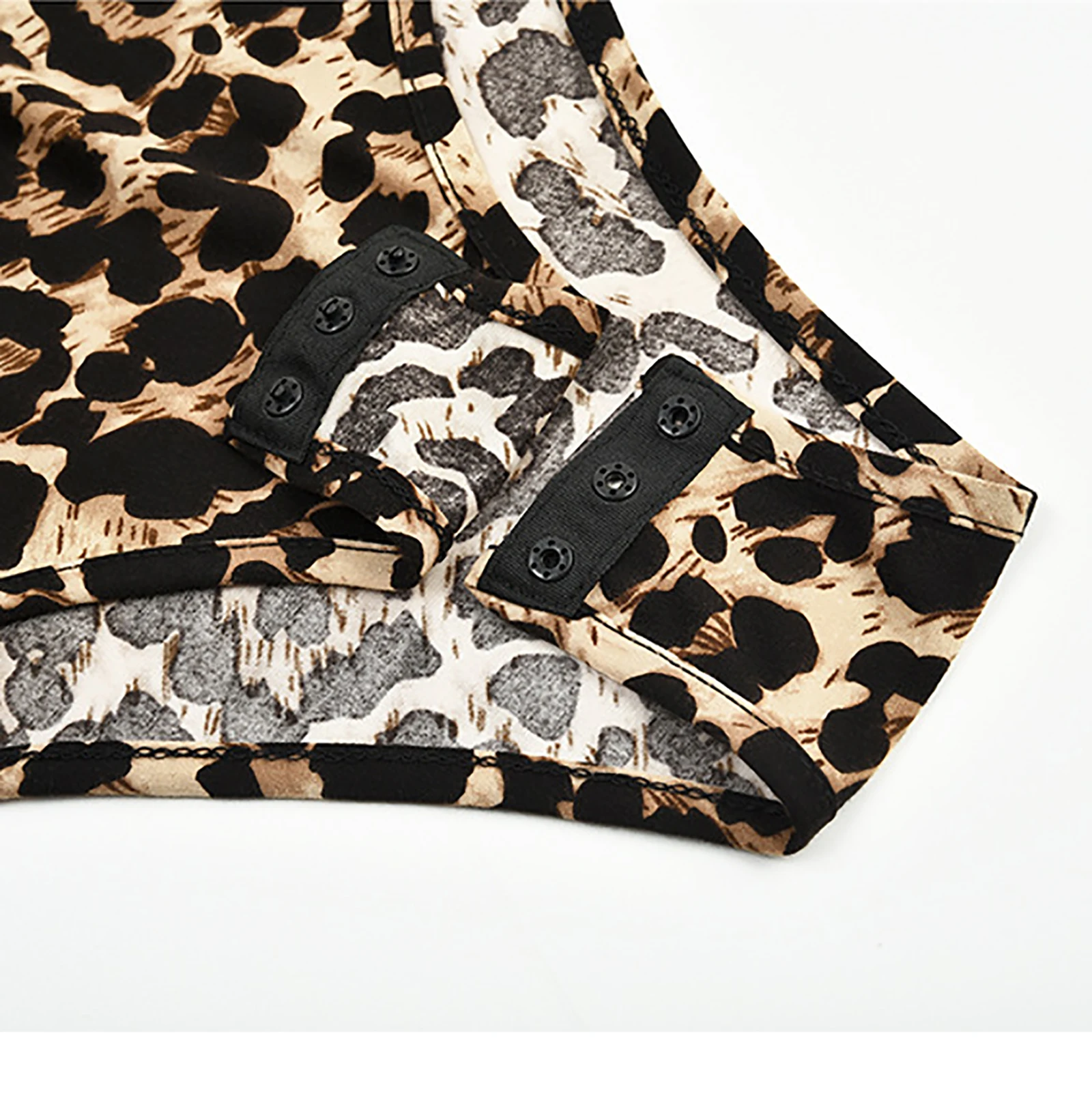 

Women Long Sleeves Turtleneck Leopard Printed Sexy Bodysuit Gymnastics Leotard Ballet Dancewear Stretchy Romper Party Clubwear