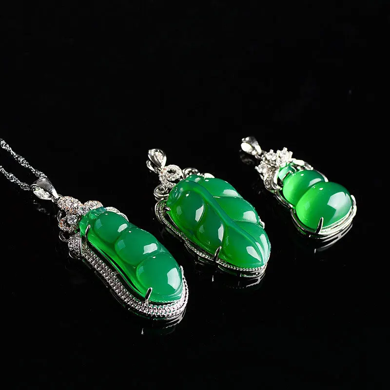 

Women Sliver S925 Necklace Pendant Green Agate Chalcedony Leaf Gourd Lucky Beans Pendant Gift for Female Fine Jade Jewelry