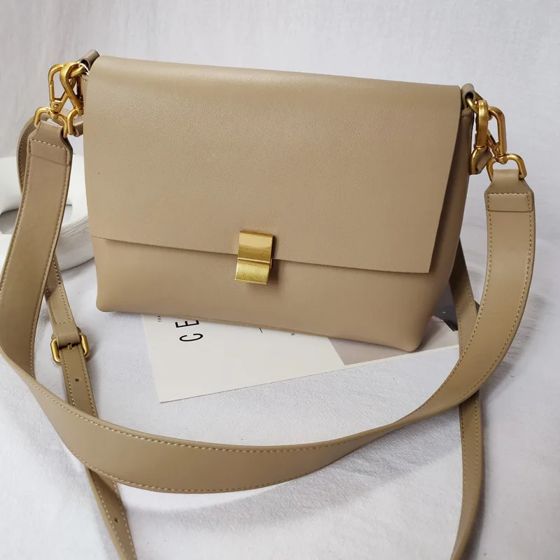 Простая мягкая женская сумка на плечо из воловьей кожи с замком элегантная