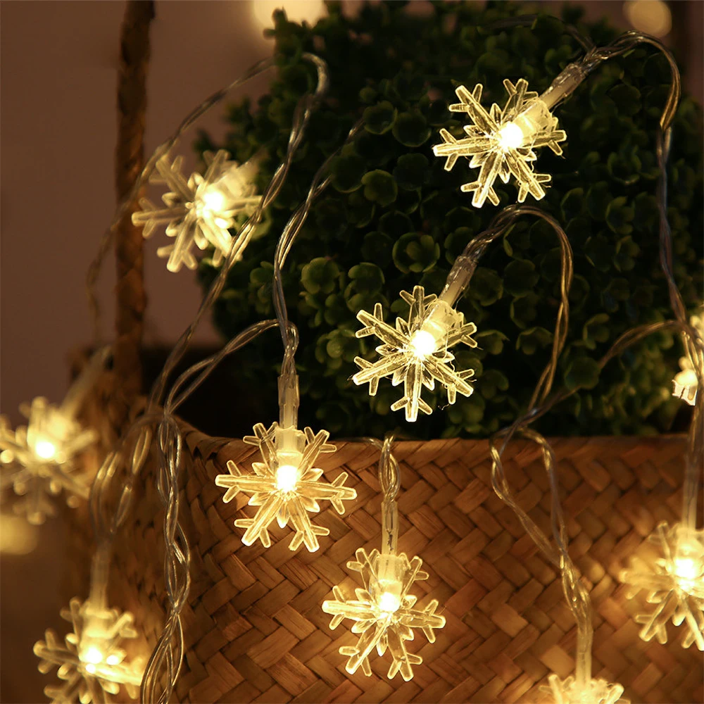 Светодиодная гирлянда из снежинок на батарейках Рождественская для улицы Дня