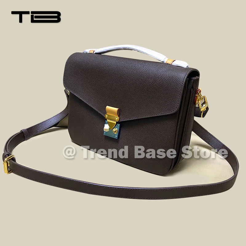 

Trend Base Women's Classic Postman Bag Fashionable Light Luxury Design One Shoulder Square Bag