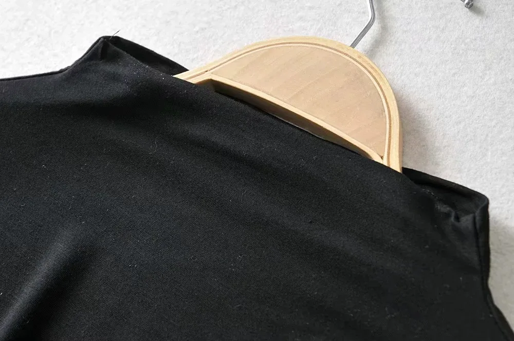 

Lady Top T-shirt Long Sleeve Turtlenecks simple Sexy short top DM001