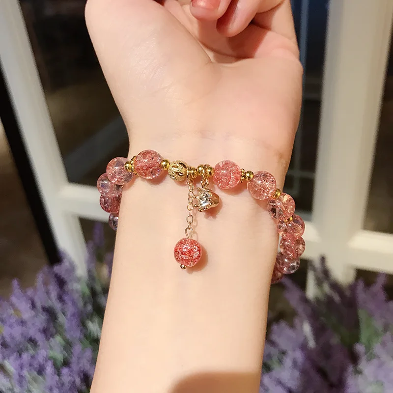 

Fashion new peach blossom transfer strawberry crystal beaded bracelet simple wild bracelet hot sale