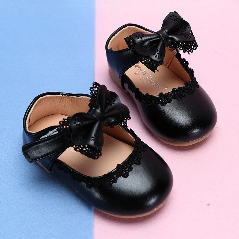 Новые стильные туфли для малышей кожаные туфли для маленьких девочек тонкие туфли с цветком праздничные туфли для девочек от 1 до 4 лет MCH075 - Цвет: Красный