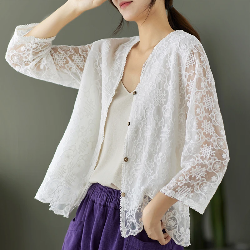 

Женская хлопковая рубашка с вышивкой, Свободный кардиган в стиле ретро с V-образным вырезом, одежда для защиты от солнца, лето 2021