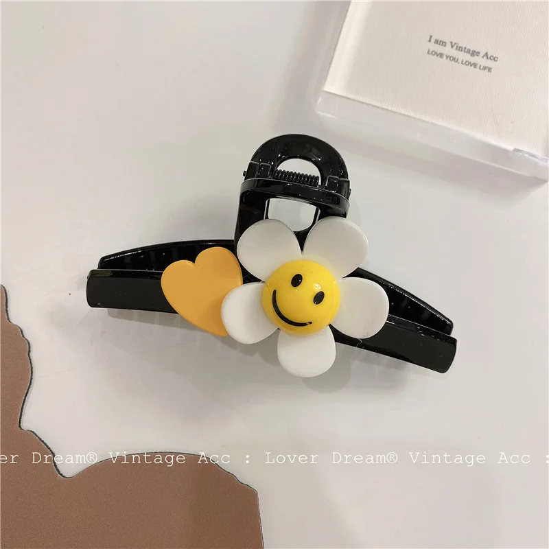

New Claw Clip for Women Heart Hair Claw Sun Flower Smiley Hair Clamps Lively Girl Claw Clip Crab for Hair Accessories for Hair