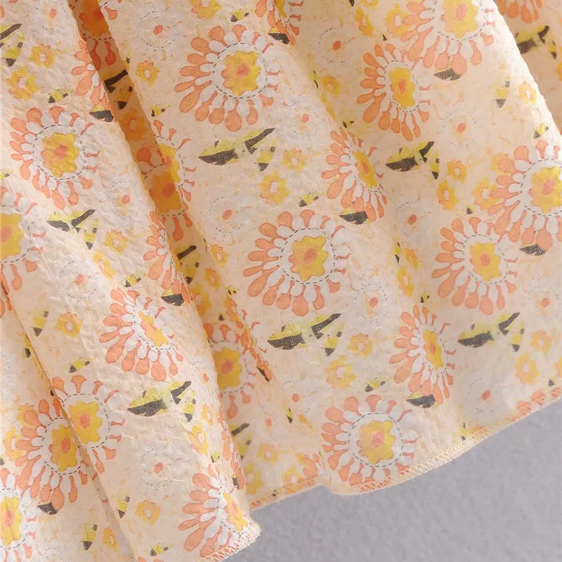 

Klacwaya, , , , 2020