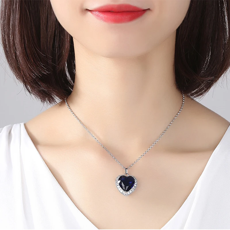 Новое роскошное ожерелье с большим кристаллом в форме сердца Подвеска для женщин