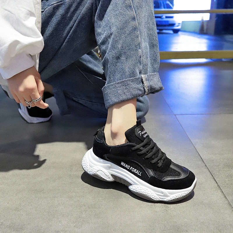 Новинка сезон осень женские кроссовки на толстой подошве коллекция 2019 года