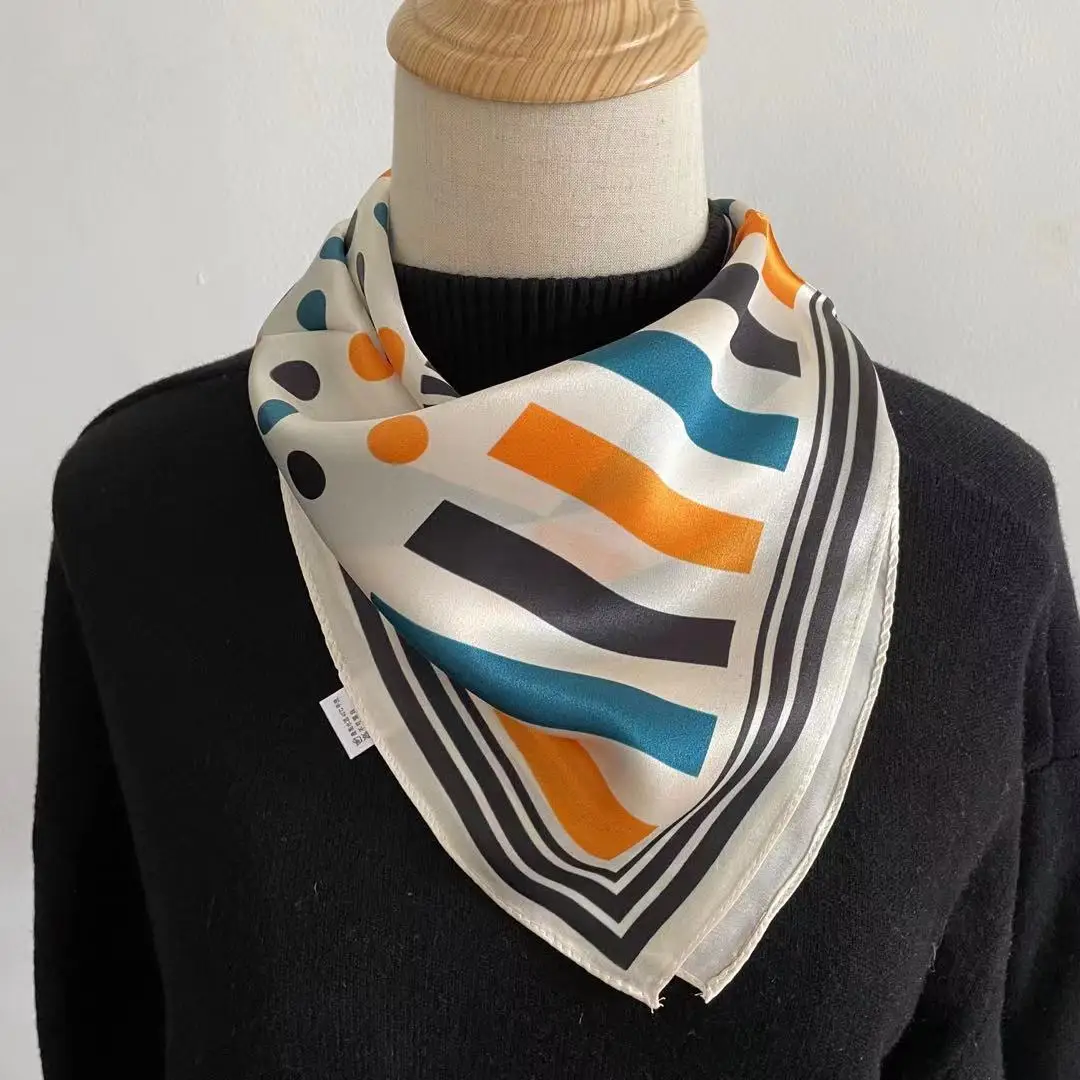 

2021 Fashion 53*53cm Square Women Geometry Silk Shawl Scarf Office Lady Hair Neck Headband Foulards Headcloth Muslim Hijab