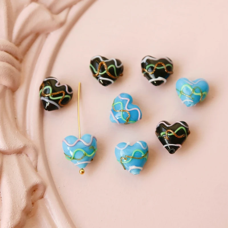 

Handmade retro brushed love glass beads imported Czech glass beads DIY hand jewelry accessories hair pendant