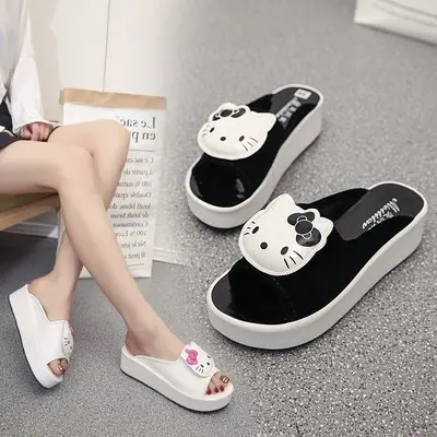 Босоножки и шлепанцы Женская Летняя мода Модель 2020 года Обувь на танкетке в