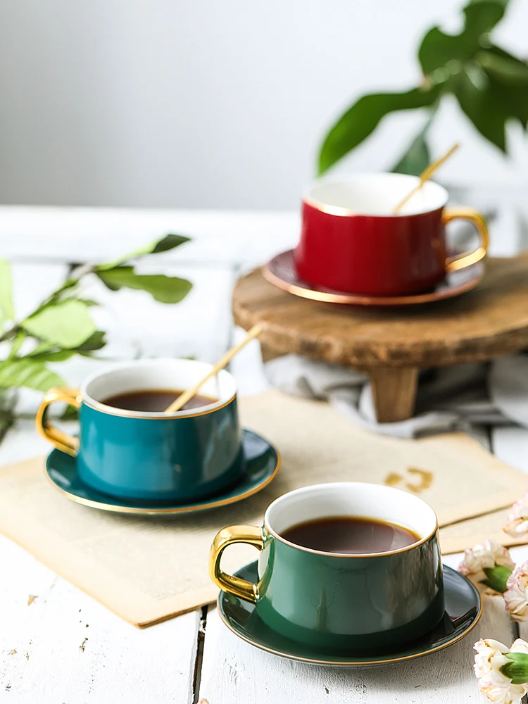 Европейский маленький роскошный набор кофейных чашек из Пномпеня керамическая