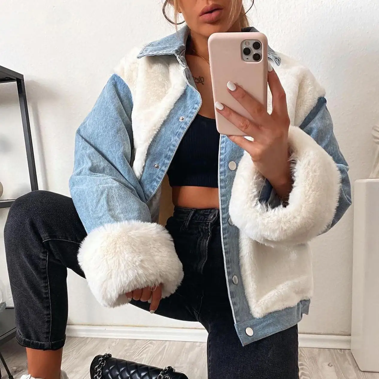

2021 Winter White Faux Fur Coat Women Casual Warm Soft Single Breasted Fur Jacket Plush Overcoat Pocket Teddy Coat Female