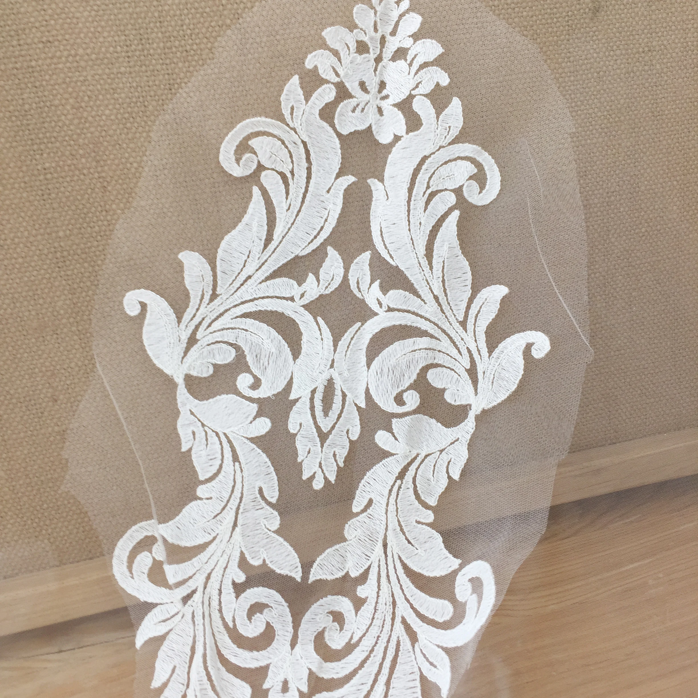 

4 pieces Ivory Alencon Bridal Gown Bodice Lace Applique Retro Wedding Flower Embroidery Motif Pacth DIY Accessories